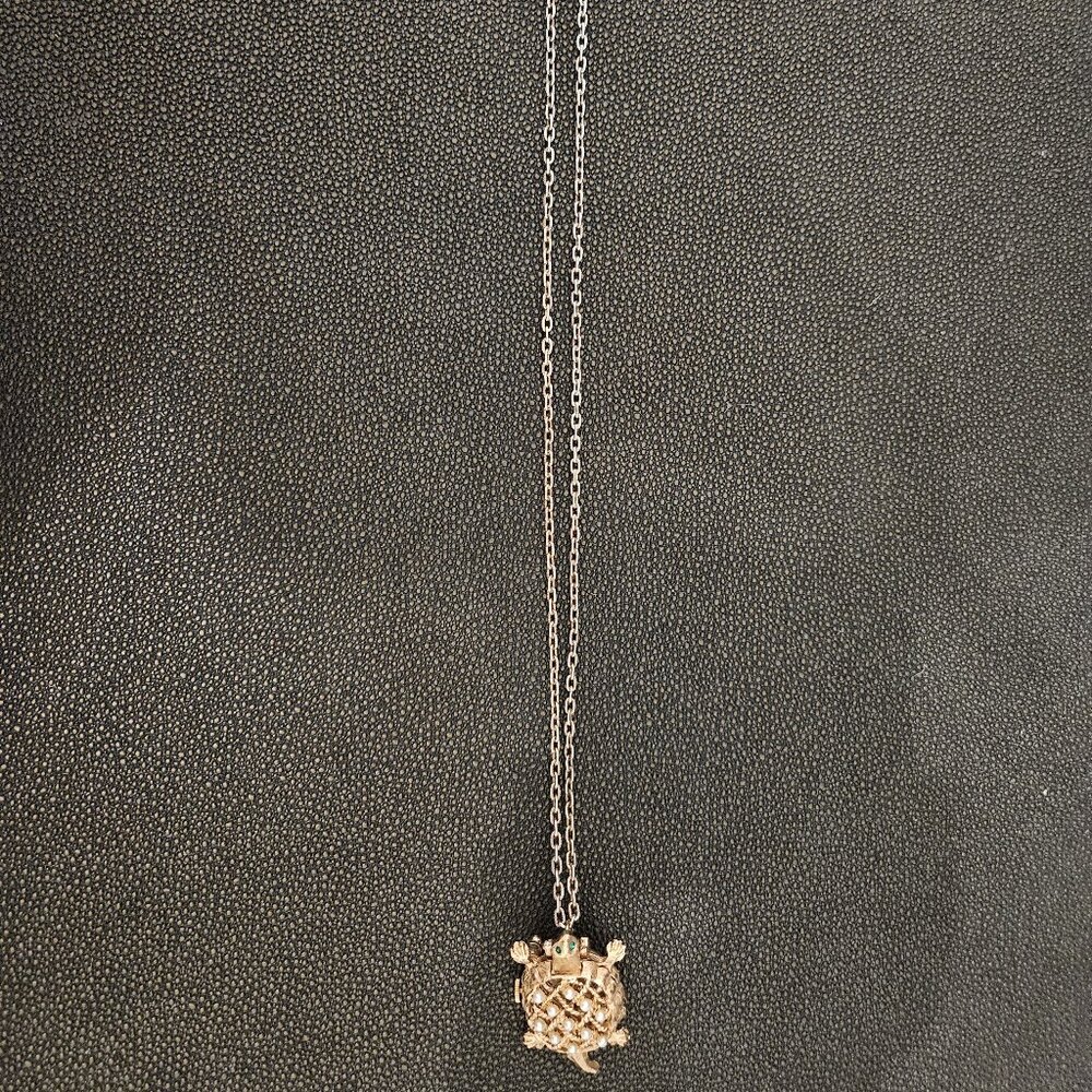 TURTLE PENDANT WITH PEARLS & GREEN STONE EYES, ENDURA ROMAN NUMERAL WATCH & PIN